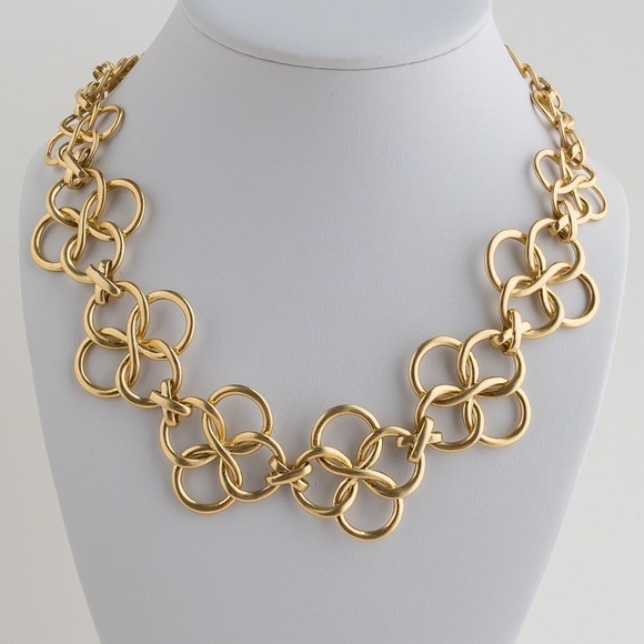 Stella & Dot Crosby Links Necklace Brushed Matte Gold Tone Floral Shape Pendant - Picture 2 of 11